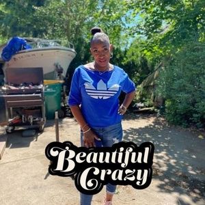 Meet your Posher, Lashondra